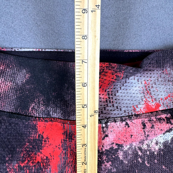 Alo Yoga Airbrush Full Length Ruby Red Smoke Leggings Womens Size Small - Picture 6 of 10